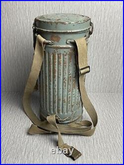 GERMAN LATE WW2 1944 KRIEGSMARINE CAMO GAS MASK CANISTER With RIVETED STRAPS RARE