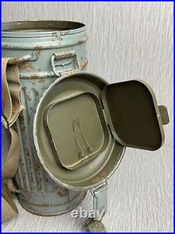 GERMAN LATE WW2 1944 KRIEGSMARINE CAMO GAS MASK CANISTER With RIVETED STRAPS RARE