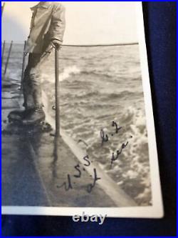 Rare Original Ca WWII Soldier standing on USS Submarine at Sea withflag