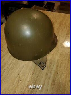 Rare WW2 US Inland M1 Airborne Paratrooper Helmet Liner with original Yokes