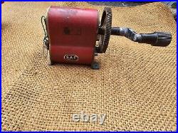 Very Rare 1935 Wwii German Dynamo Powehouse Radio Part