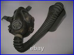 Vintage Rare WWII US Army U Lightweight Service Gas Mask withOriginal Bag